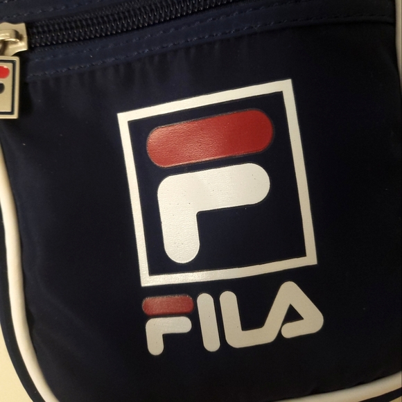 Fila Crossbody Minibag - Picture 2 of 4